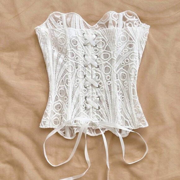 White Elegant Women's Lace Corset Top - Picture 2 of 8